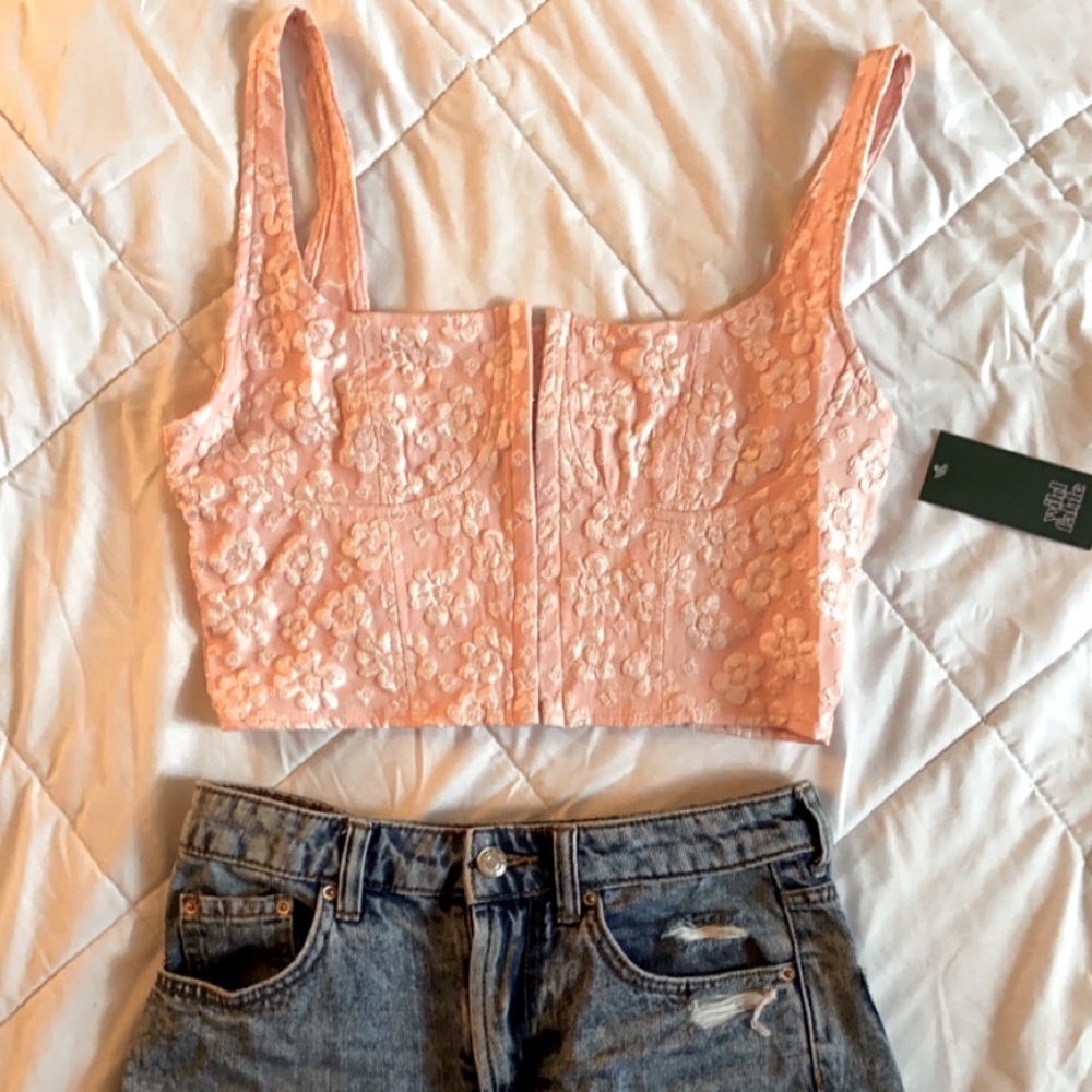 Super flattering pink Wild Fable corset-style top.